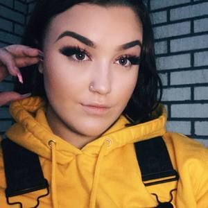 Meet your Posher, Hailey